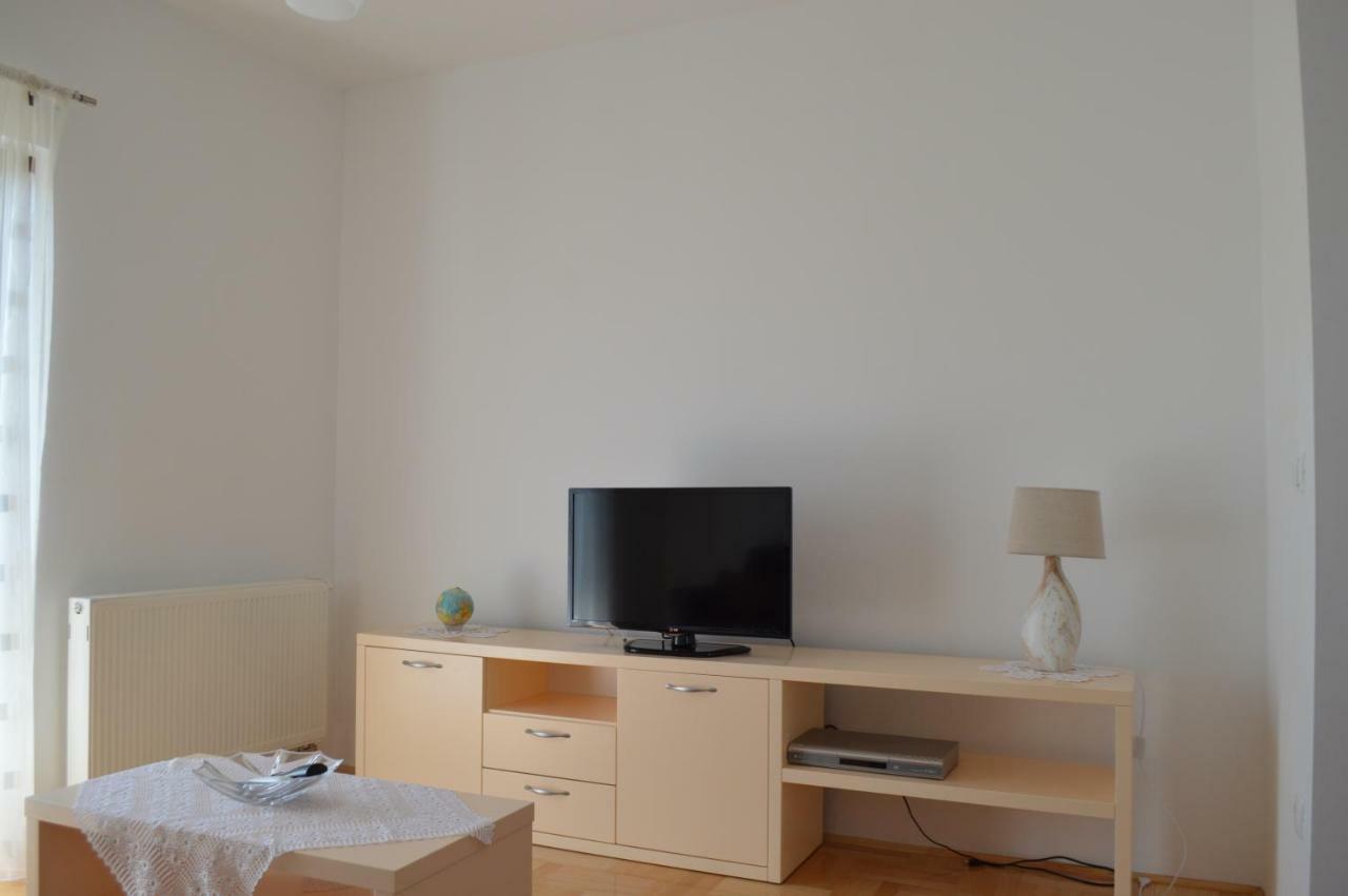 Apartmani Mila Sukošan 外观 照片