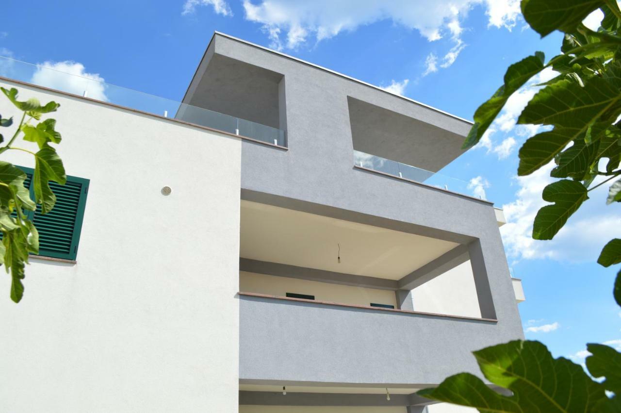 Apartmani Mila Sukošan 外观 照片