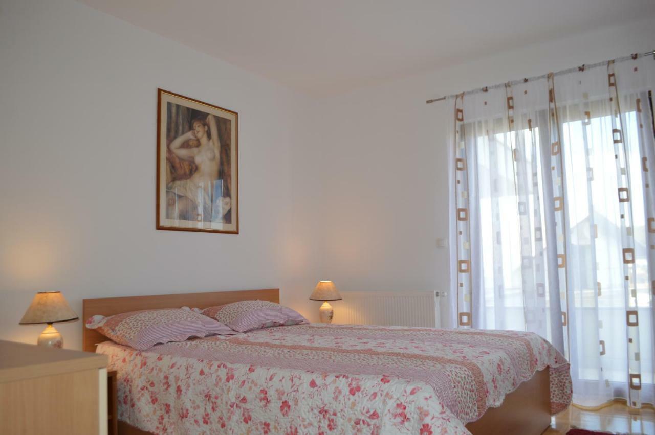 Apartmani Mila Sukošan 外观 照片